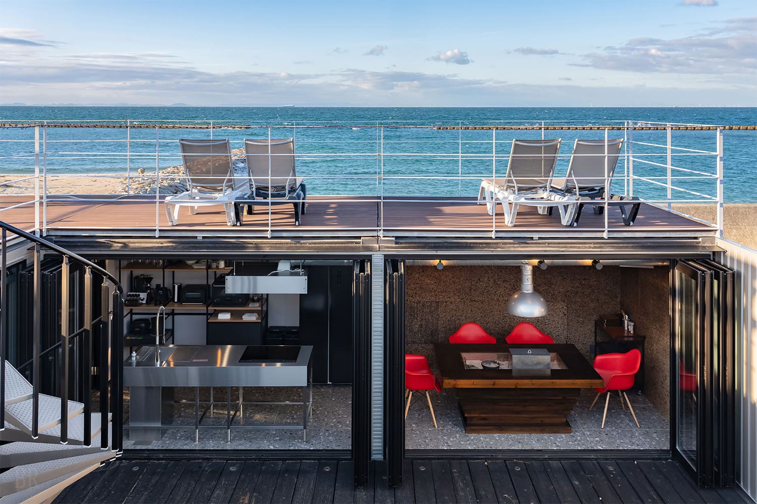 「他にはない」優越感。海外リゾートそのままの開放的な空間を独占